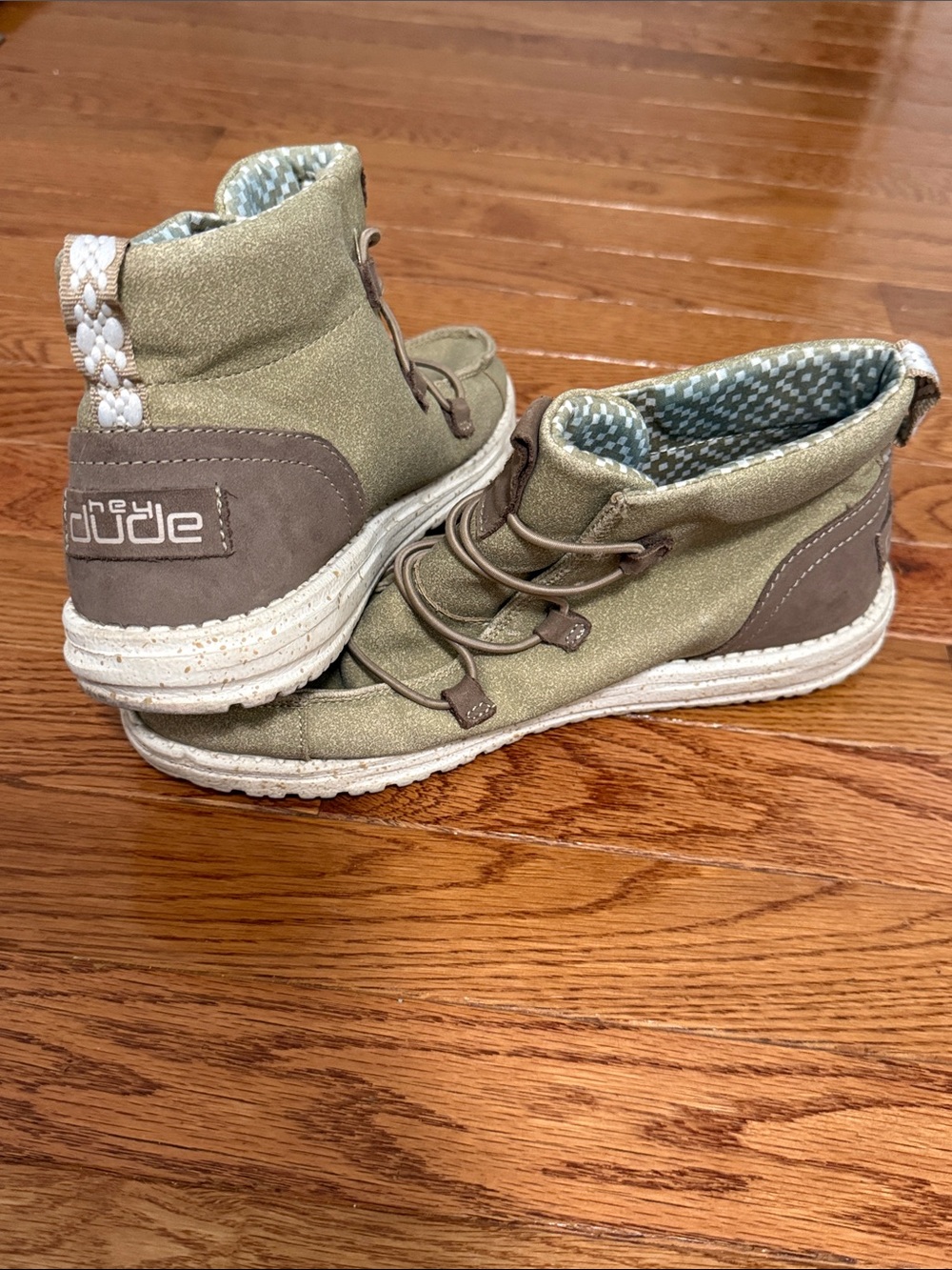 HEYDUDE Women's Lea Ankle Boots womens size 8
